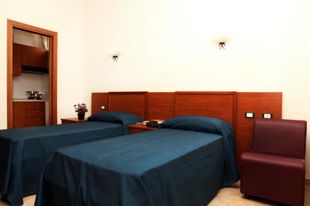 Residence Hotel Gloria Palermo Zimmer foto